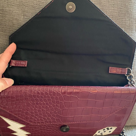 NWT Circus by Sam Edelman Jayden Crossbody Burgundy Casino Theme - Picture 3 of 10